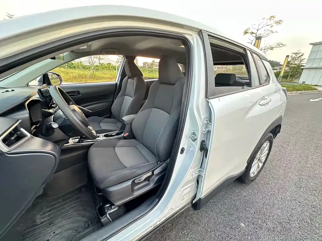 Toyota Frontlander — миниатюра 10