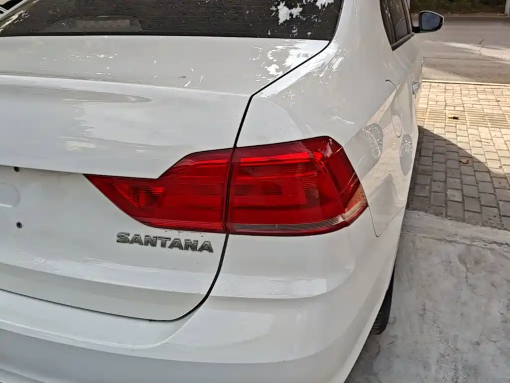 Volkswagen Santana — миниатюра 8