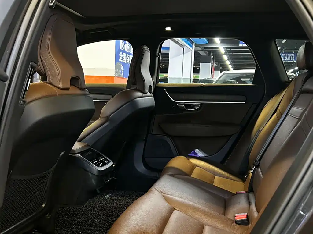 Volvo V90 — миниатюра 10