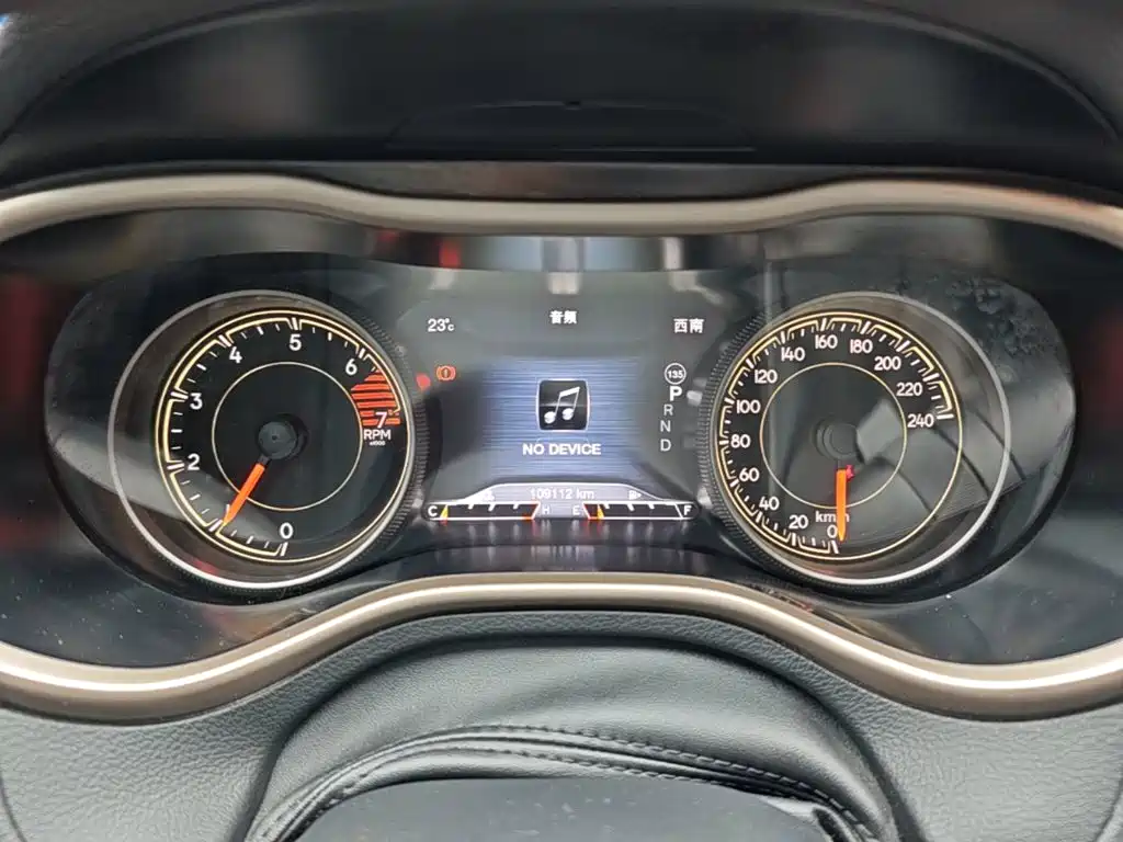 Jeep Cherokee — миниатюра 12