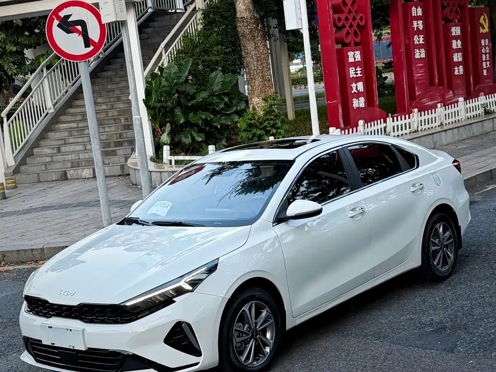 Kia K3 — миниатюра 9