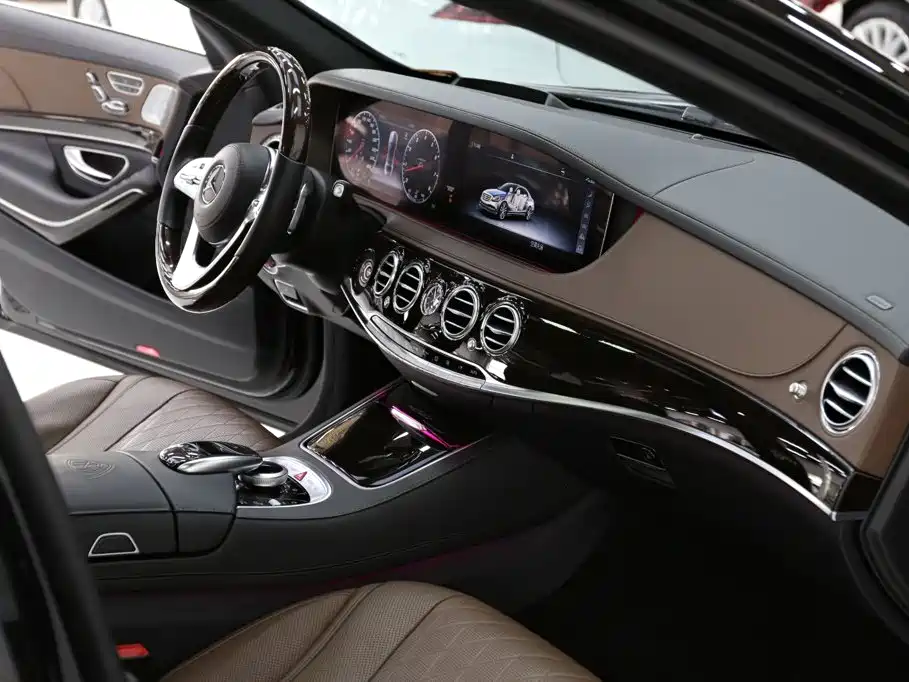Mercedes-Benz S-Class — миниатюра 19