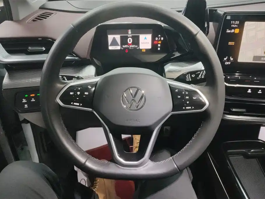 VOLKSWAGEN ID.6 X