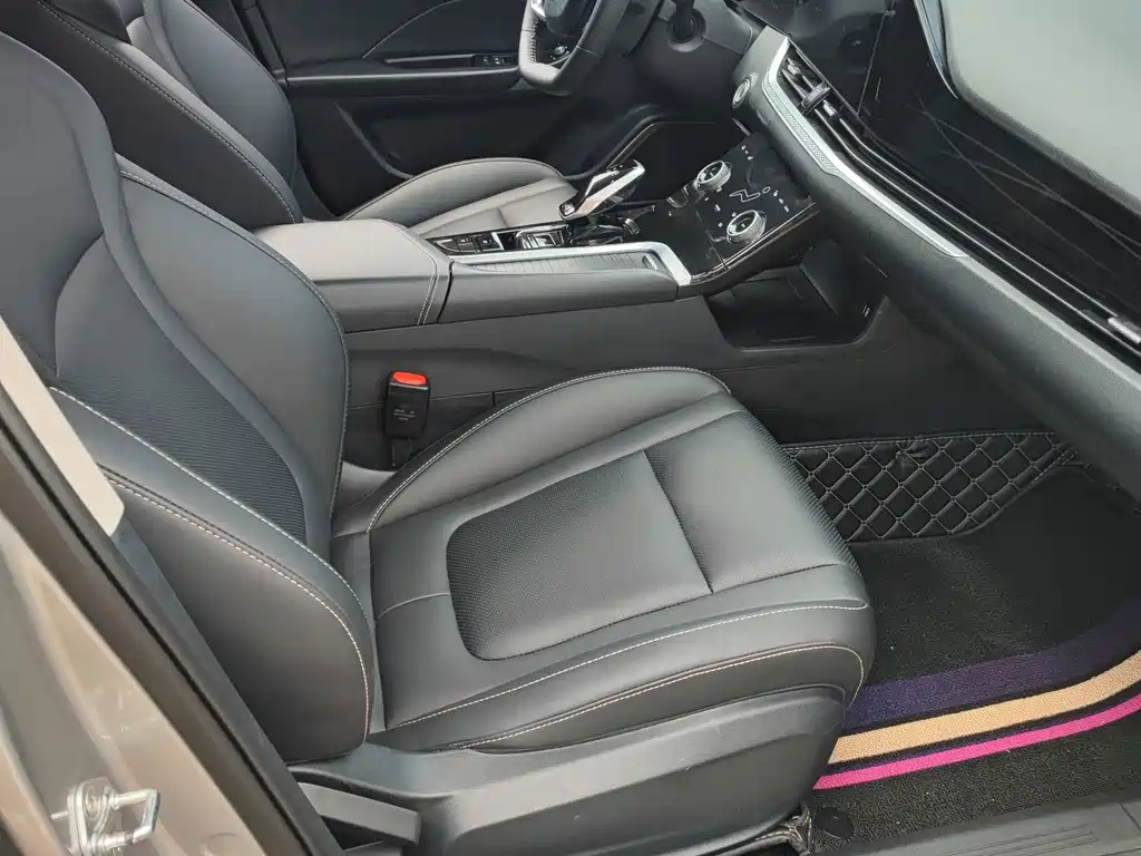 Bestune B70 — миниатюра 10