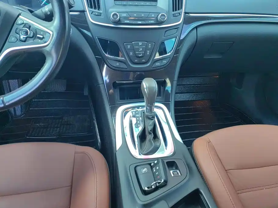 Buick Regal — миниатюра 16