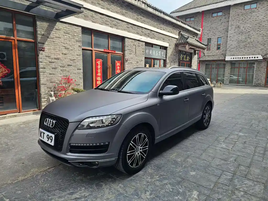 Audi Q7 2011