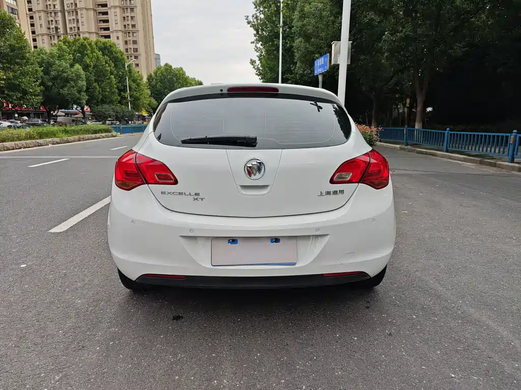 Buick Excelle — миниатюра 7