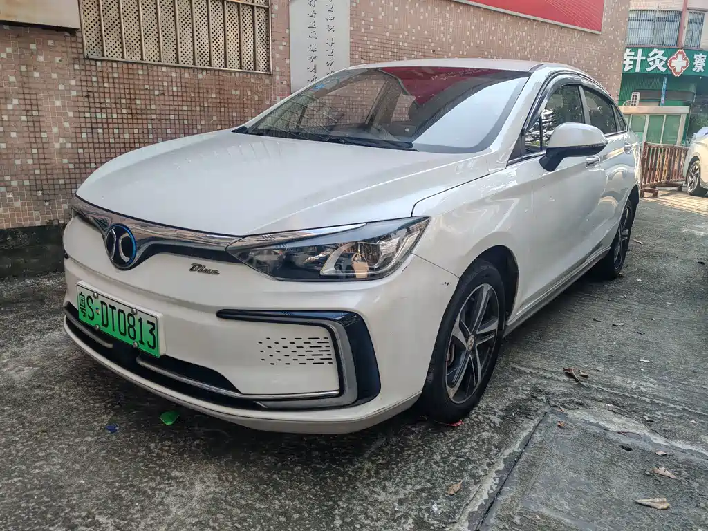 BAIC EU5 — миниатюра 2