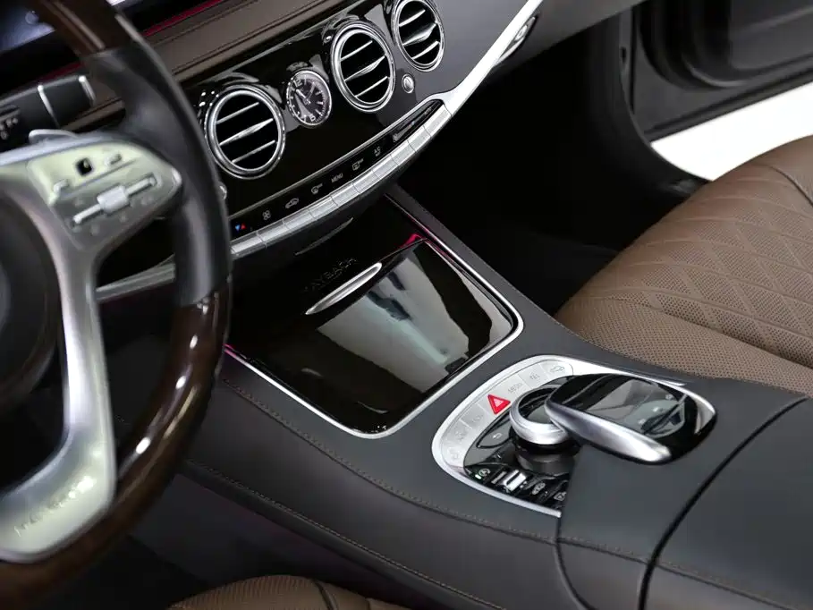 Mercedes-Benz S-Class — миниатюра 17