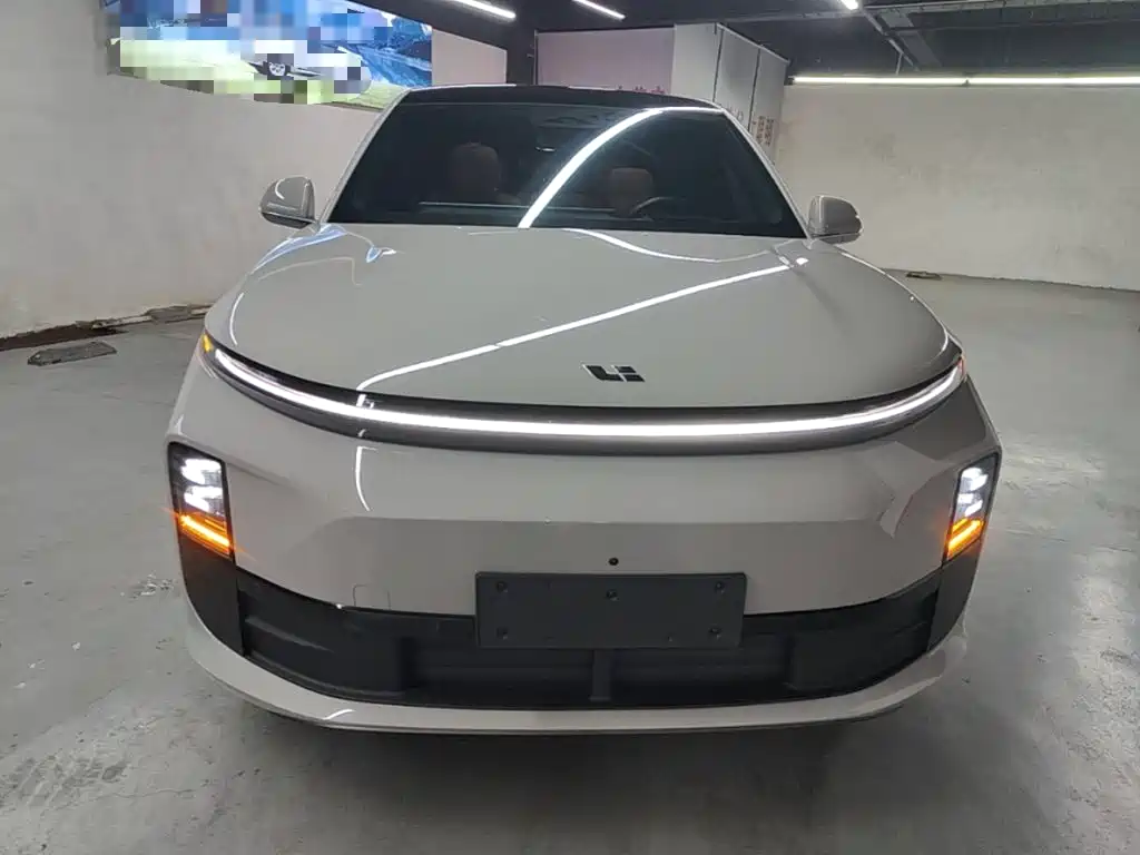 Li Auto Li L6 — миниатюра 3
