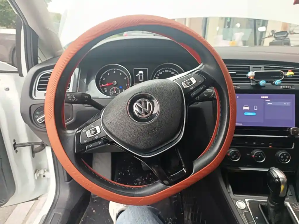 Volkswagen Golf — миниатюра 11
