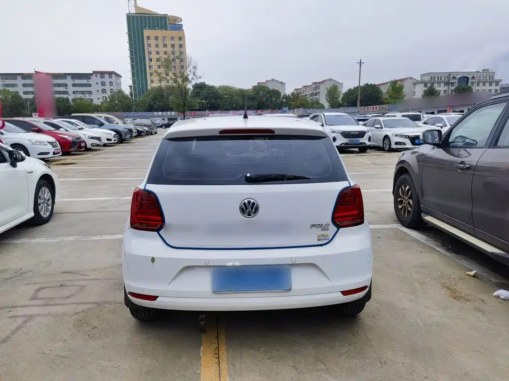 Volkswagen Polo — миниатюра 9