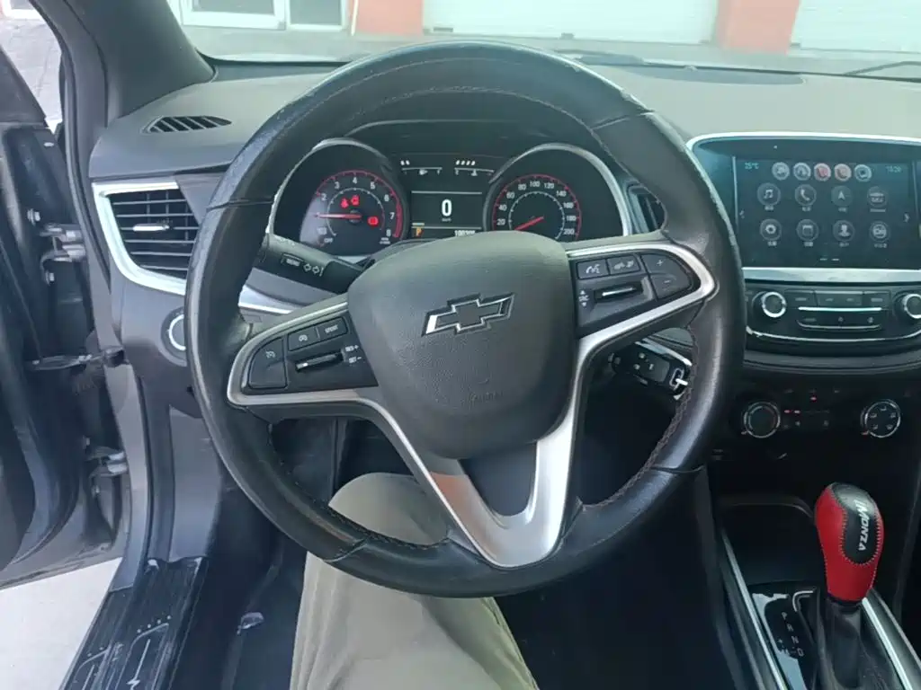 Chevrolet Monza — миниатюра 11
