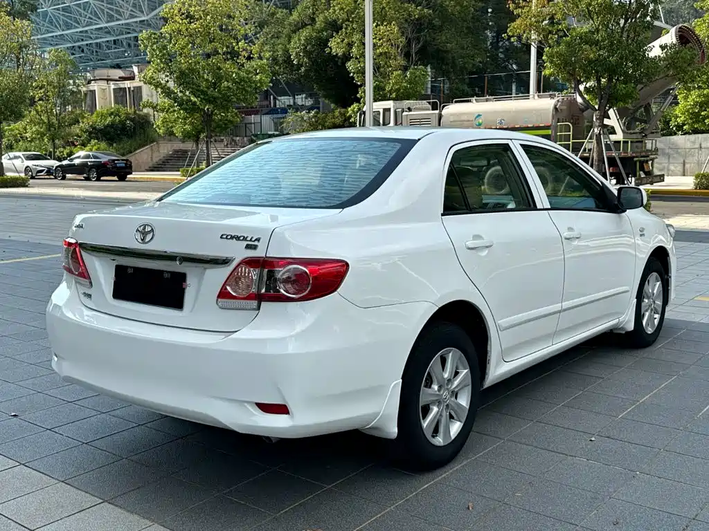 Toyota Corolla — миниатюра 5