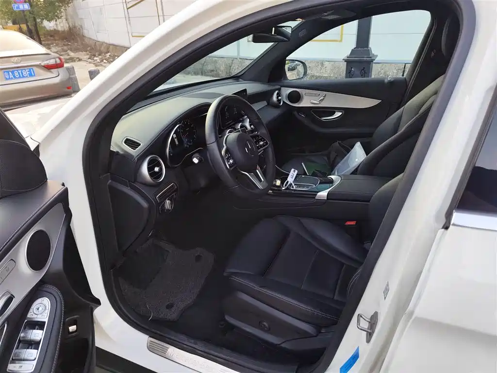Mercedes-Benz GLC — миниатюра 9