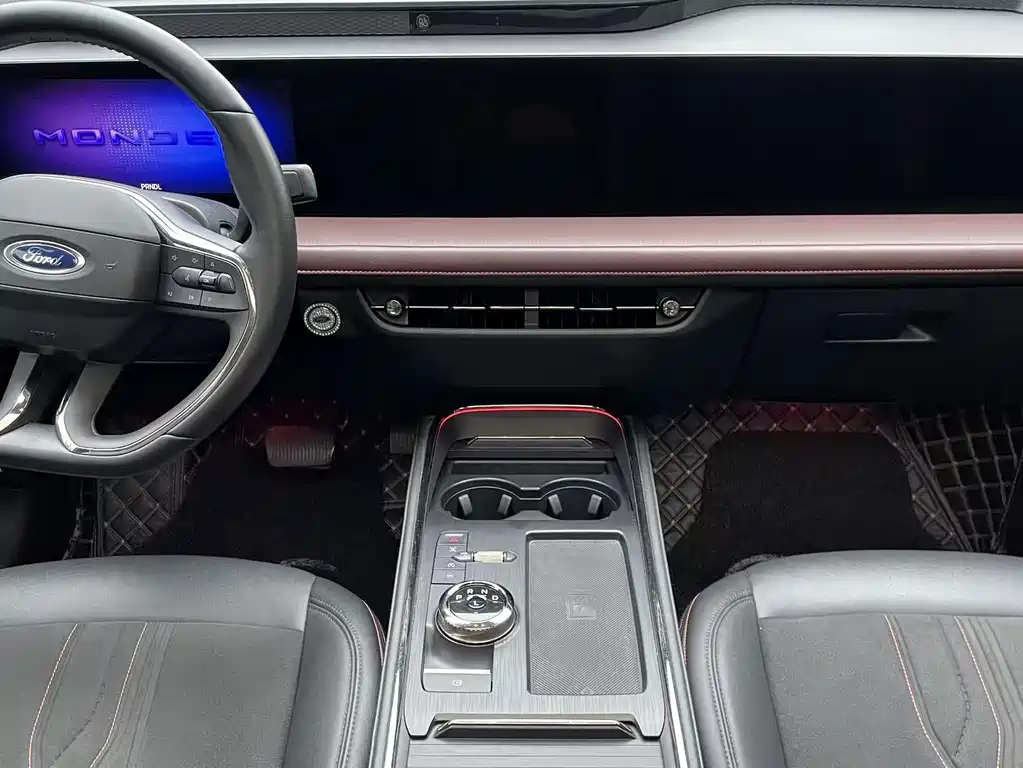 Ford Mondeo — миниатюра 11