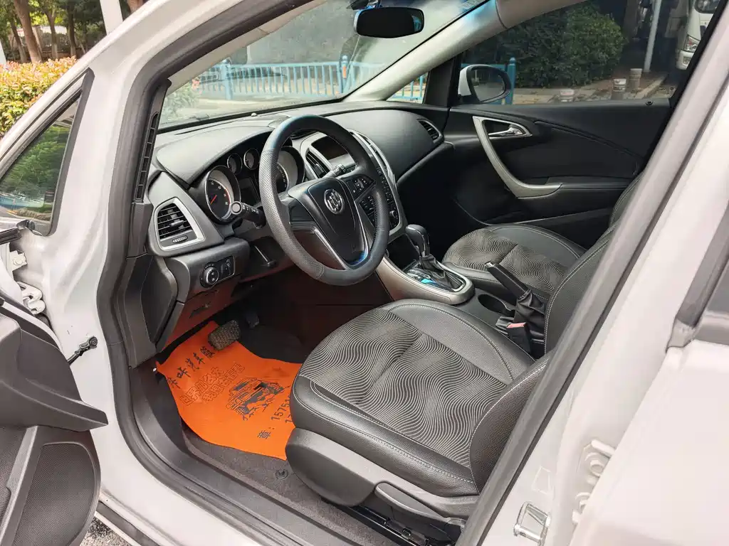 Buick Excelle — миниатюра 11