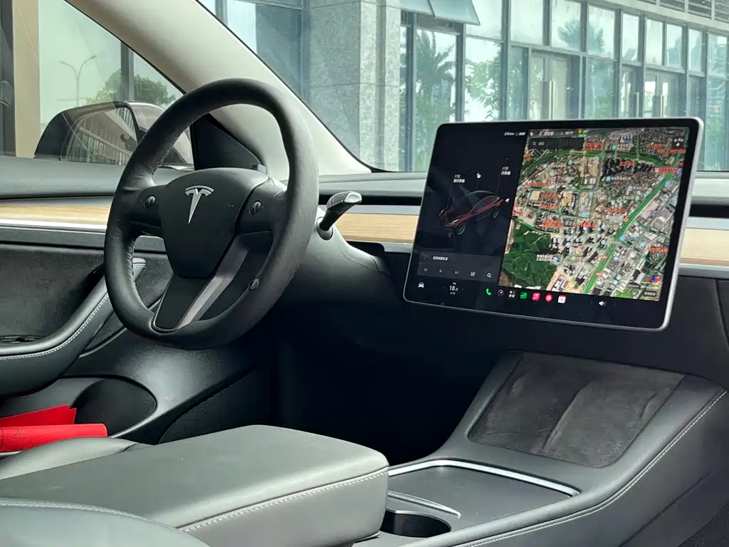 Tesla Model 3 — фотографии объявления, Фото 13