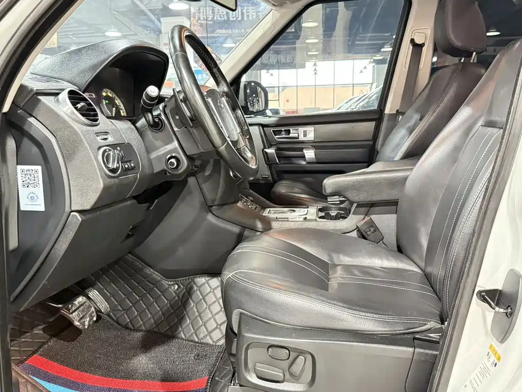 Land Rover Discovery — миниатюра 4