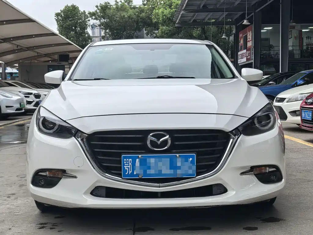 Mazda 3 Axela — миниатюра 2