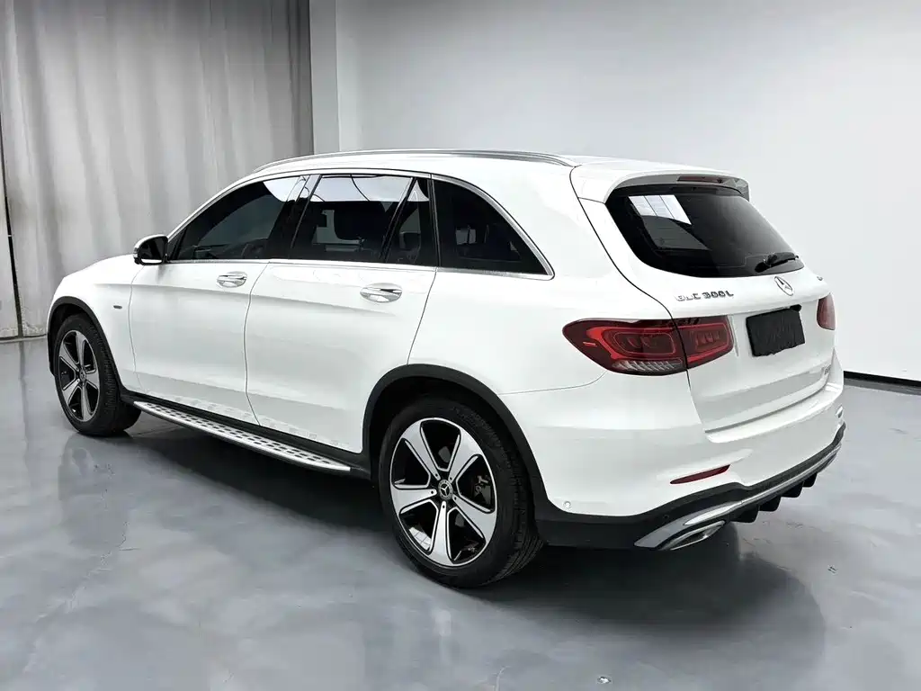 Mercedes-Benz GLC 2022 — фото 7