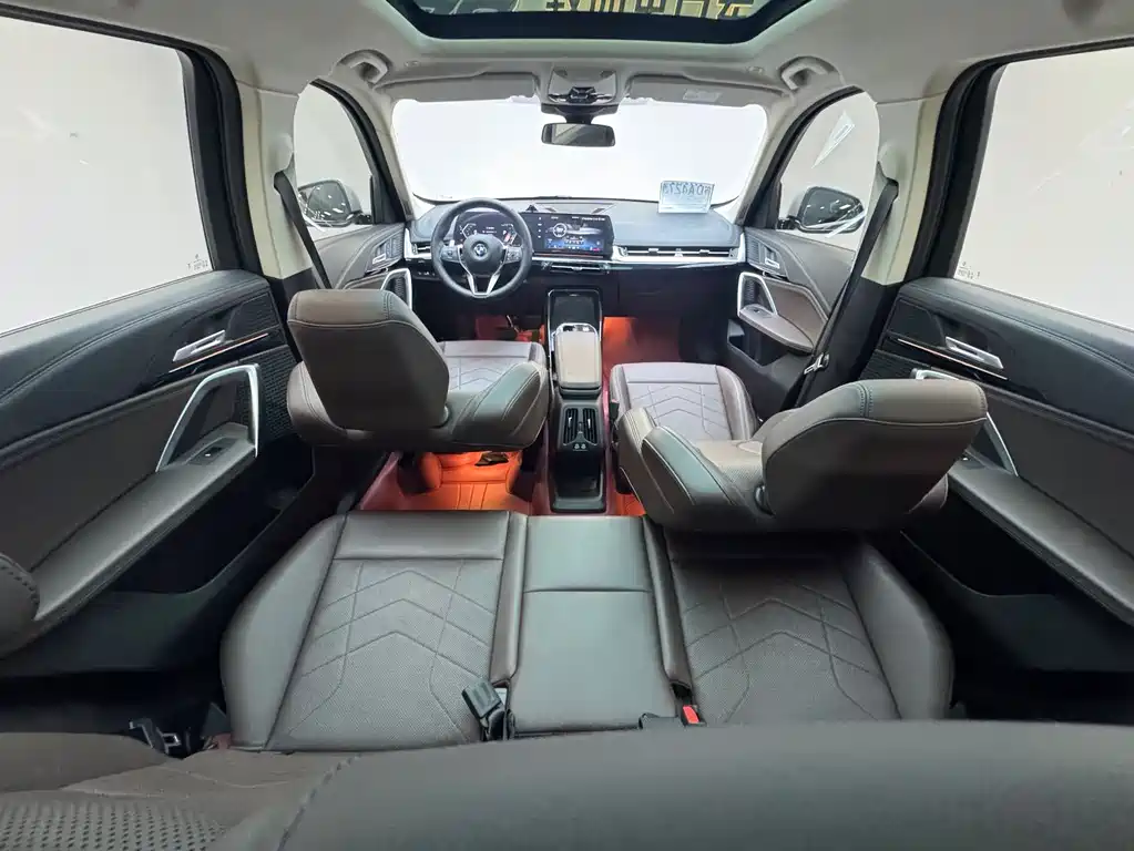 BMW X1 — миниатюра 15
