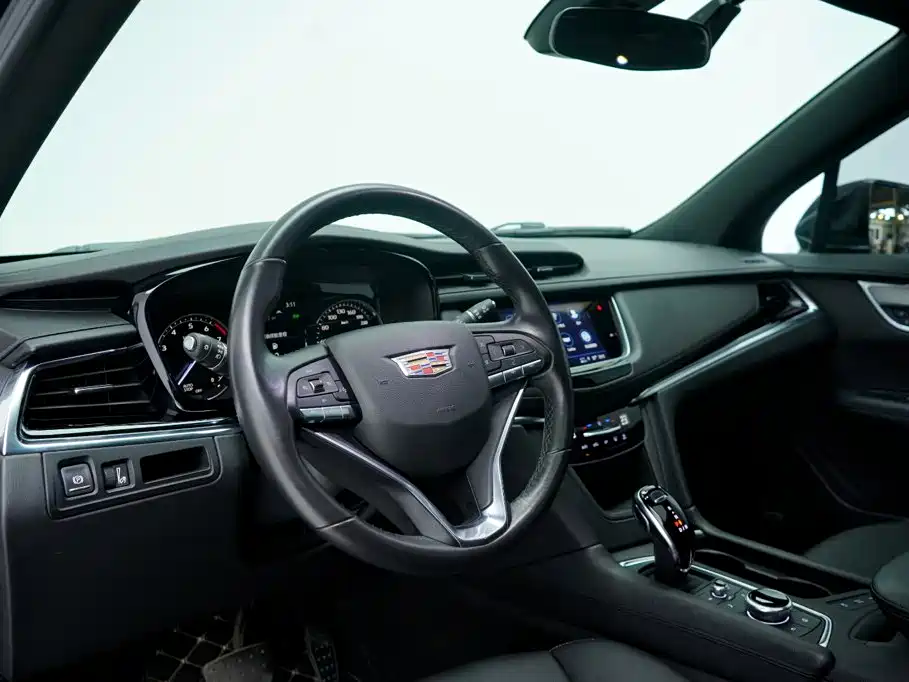 Cadillac XT6 — миниатюра 16