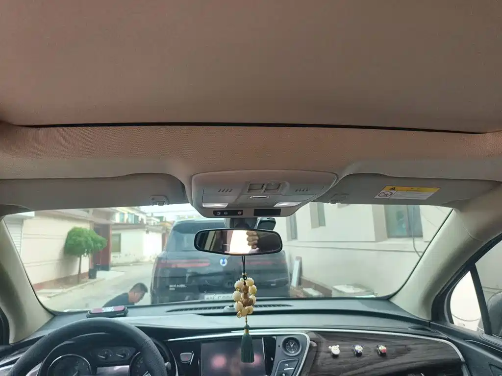 Buick Envision Plus — миниатюра 14
