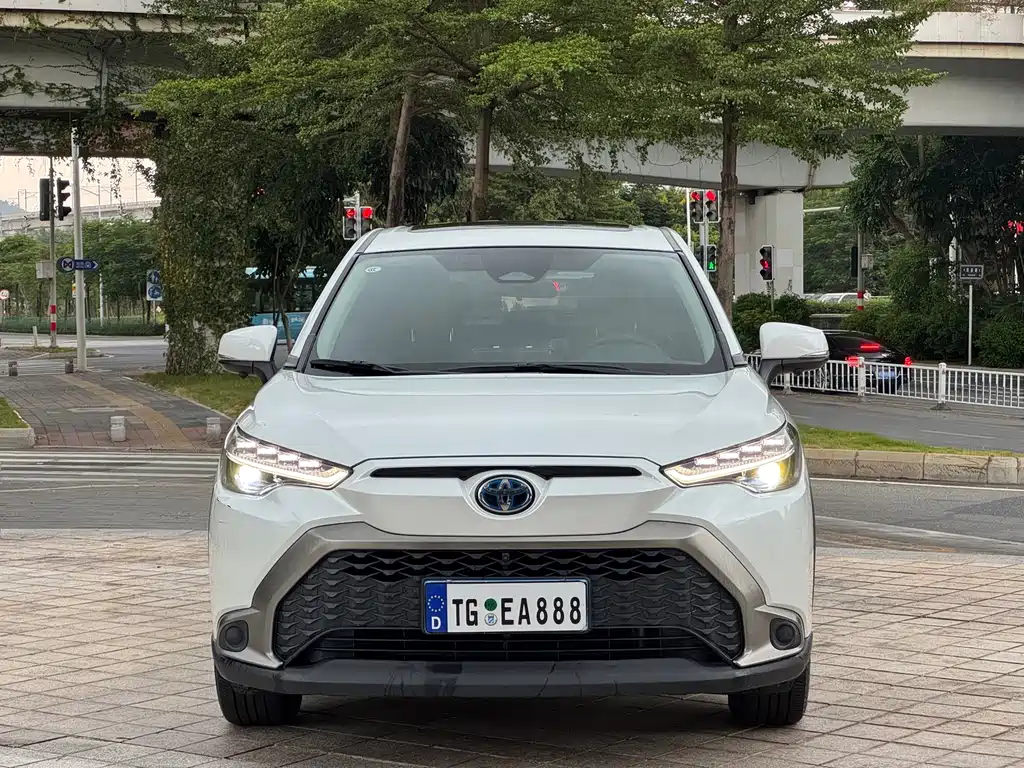 Toyota Frontlander — миниатюра 2