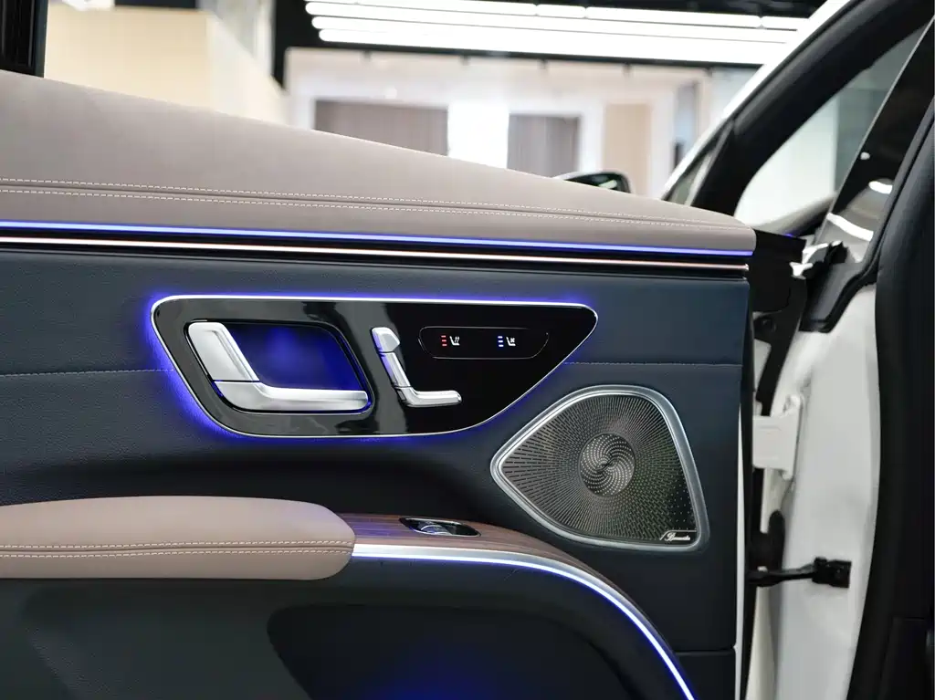 Mercedes-Benz EQS — миниатюра 15