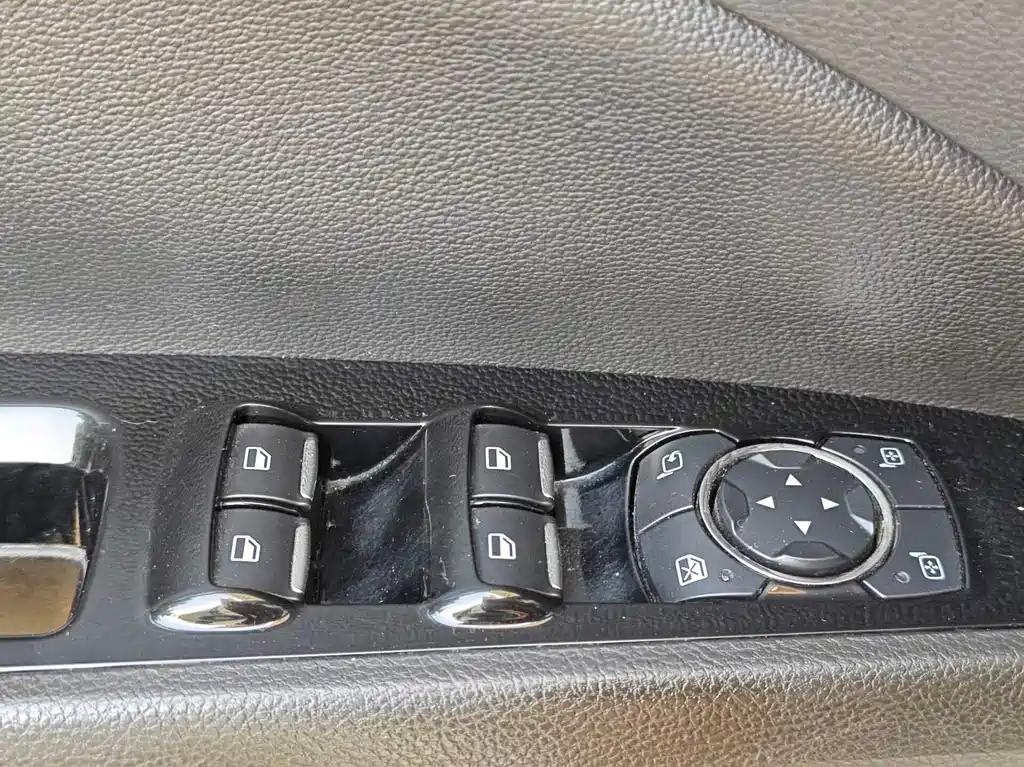 Ford Mondeo — миниатюра 21