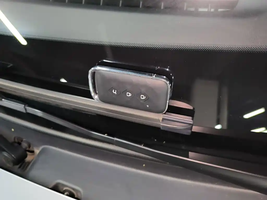 Wuling Xingguang 730 New Energy — миниатюра 9