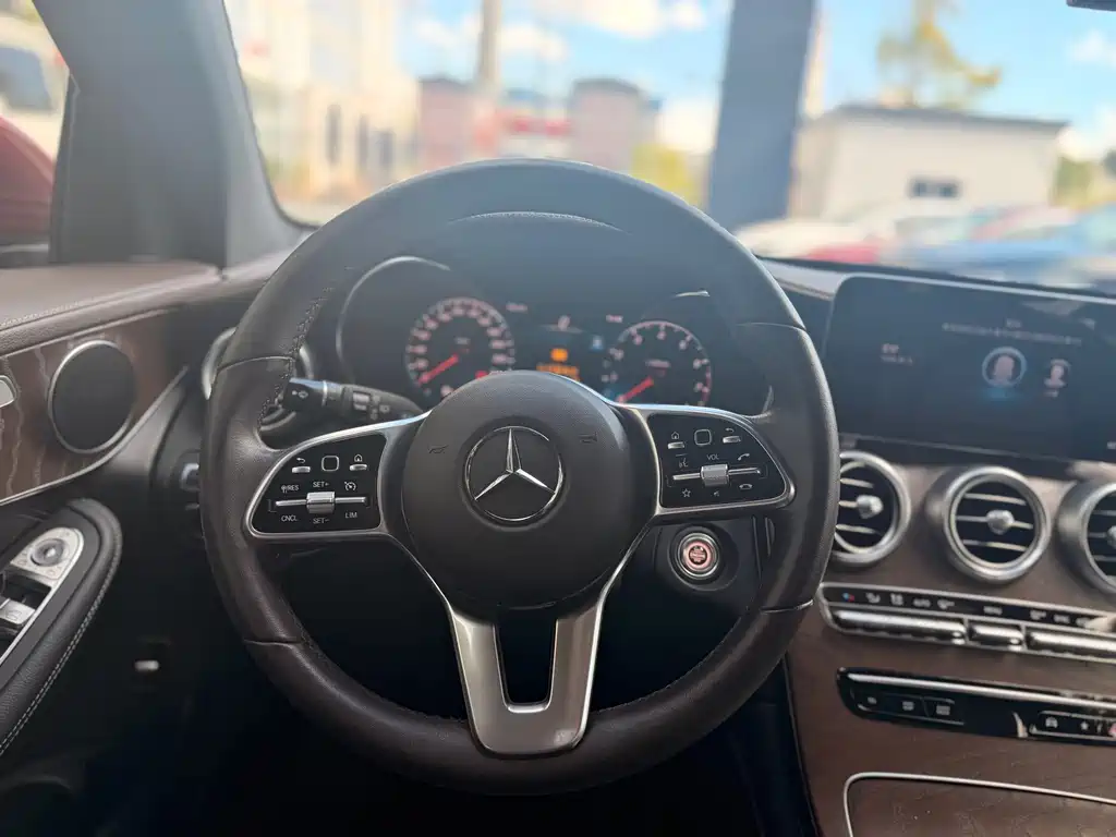 Mercedes-Benz GLC — миниатюра 19