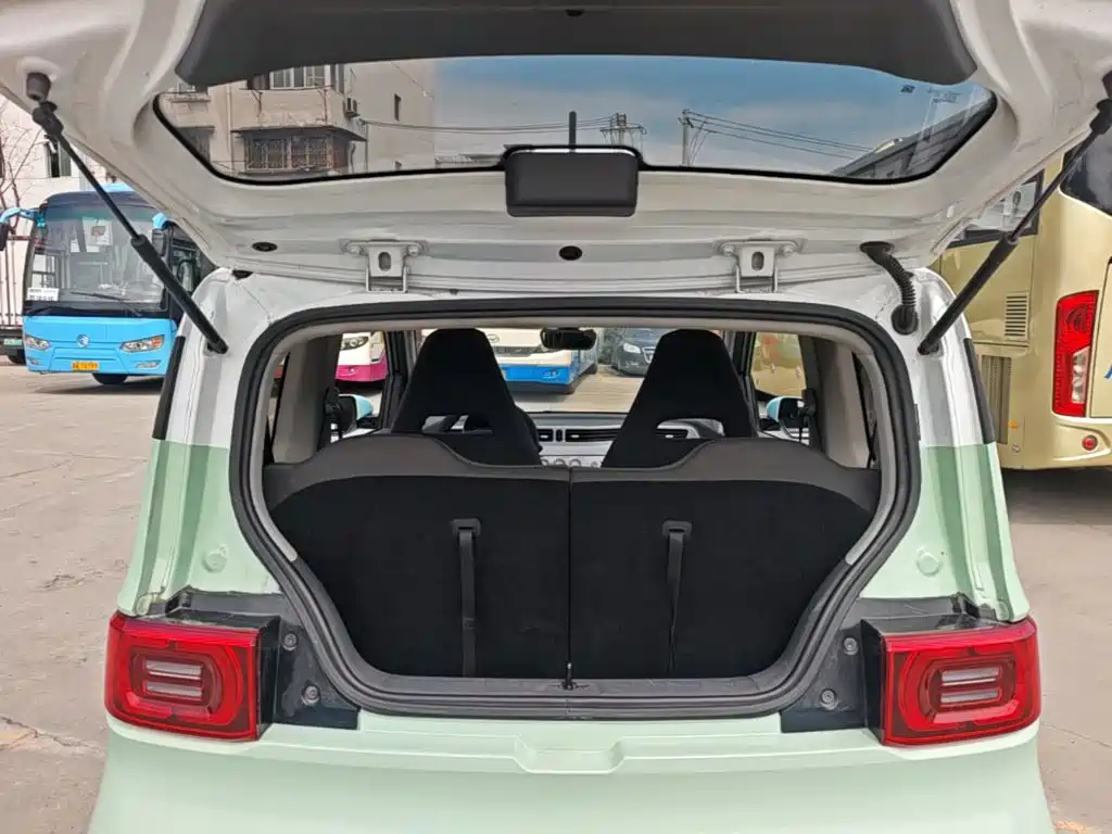 Wuling MINIEV — миниатюра 19
