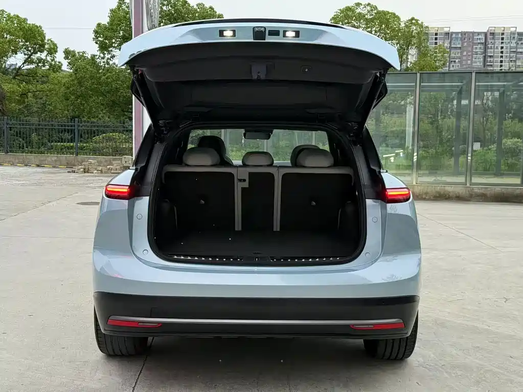 NIO ES6 — миниатюра 16