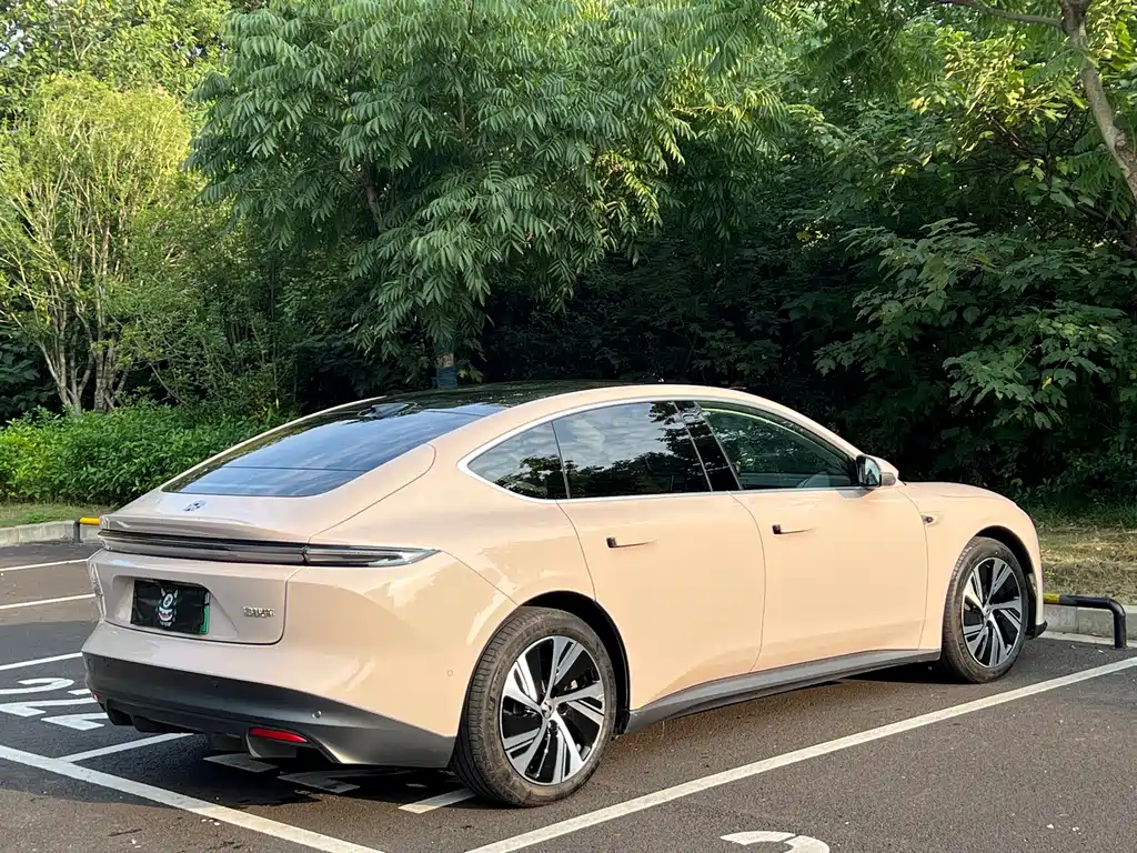 NIO ET5 — миниатюра 16