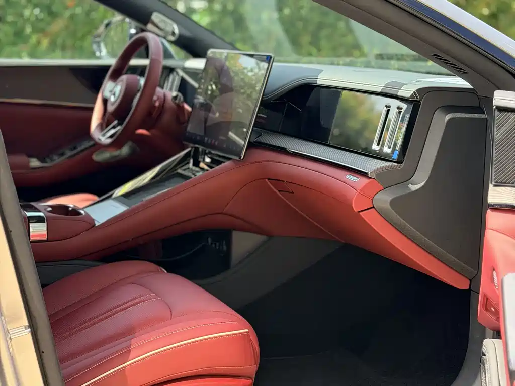 Denza Denza Z9GT — миниатюра 17