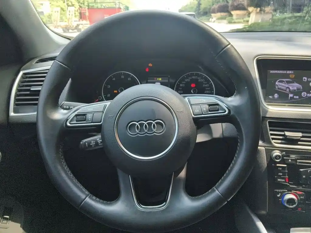 Audi Q5 — миниатюра 3
