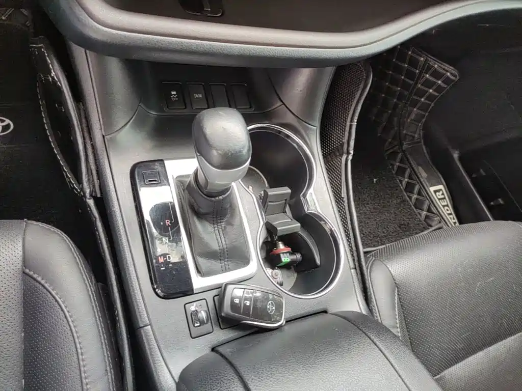 Toyota Highlander — миниатюра 14