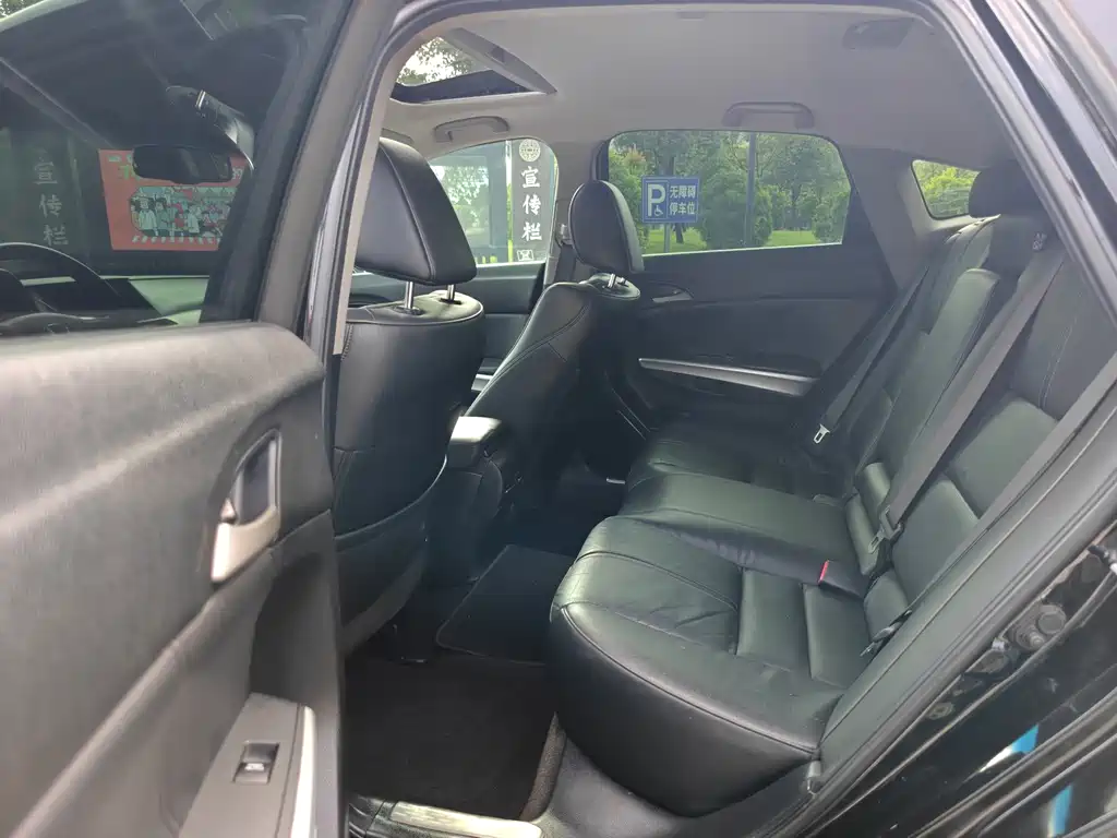 Honda Crosstour — миниатюра 10