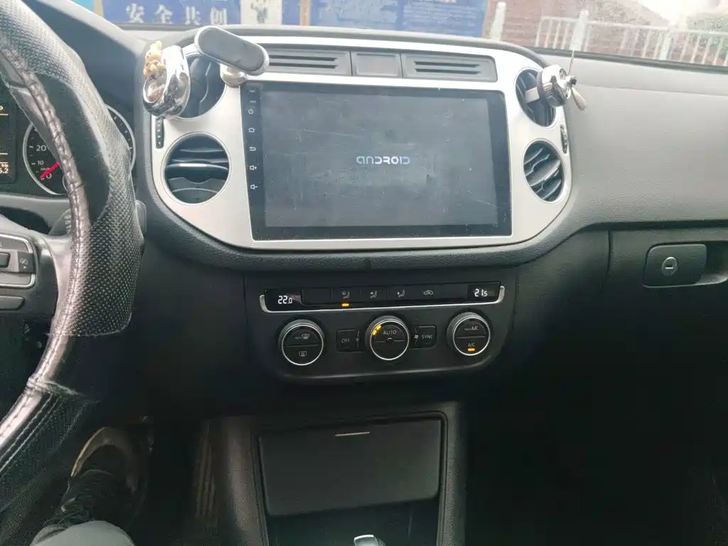 Volkswagen Tiguan — миниатюра 9