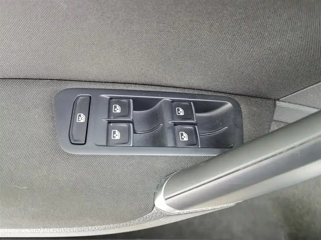 Volkswagen Golf 2020 200TSI DSG Comfort