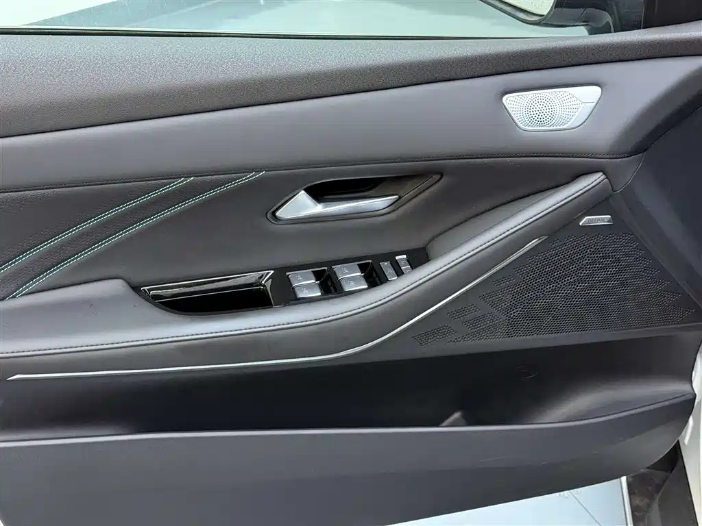 Changan Deepal DARK BLUE SL03