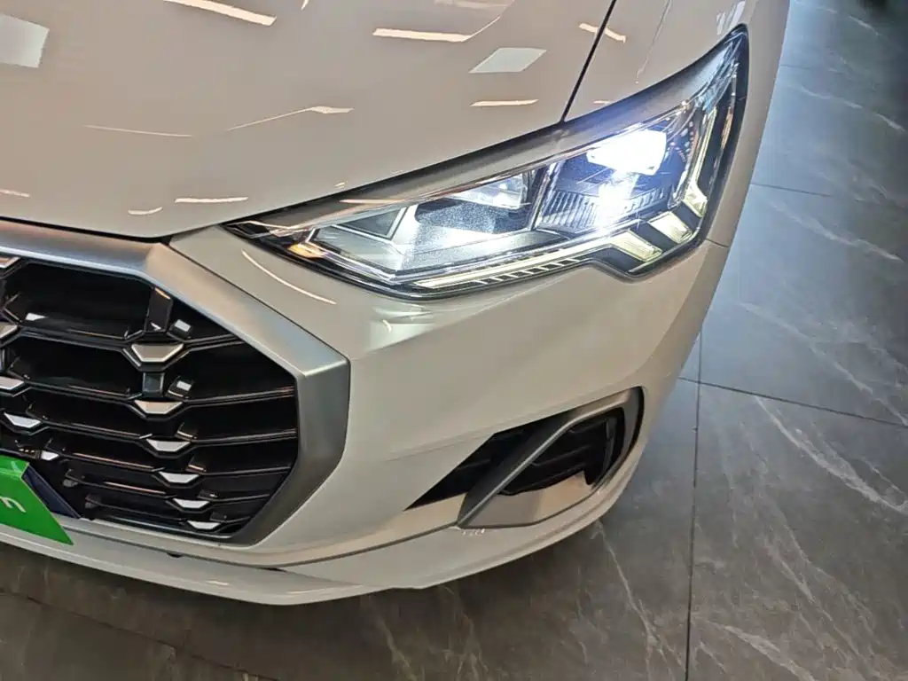 Audi Q3 — миниатюра 24