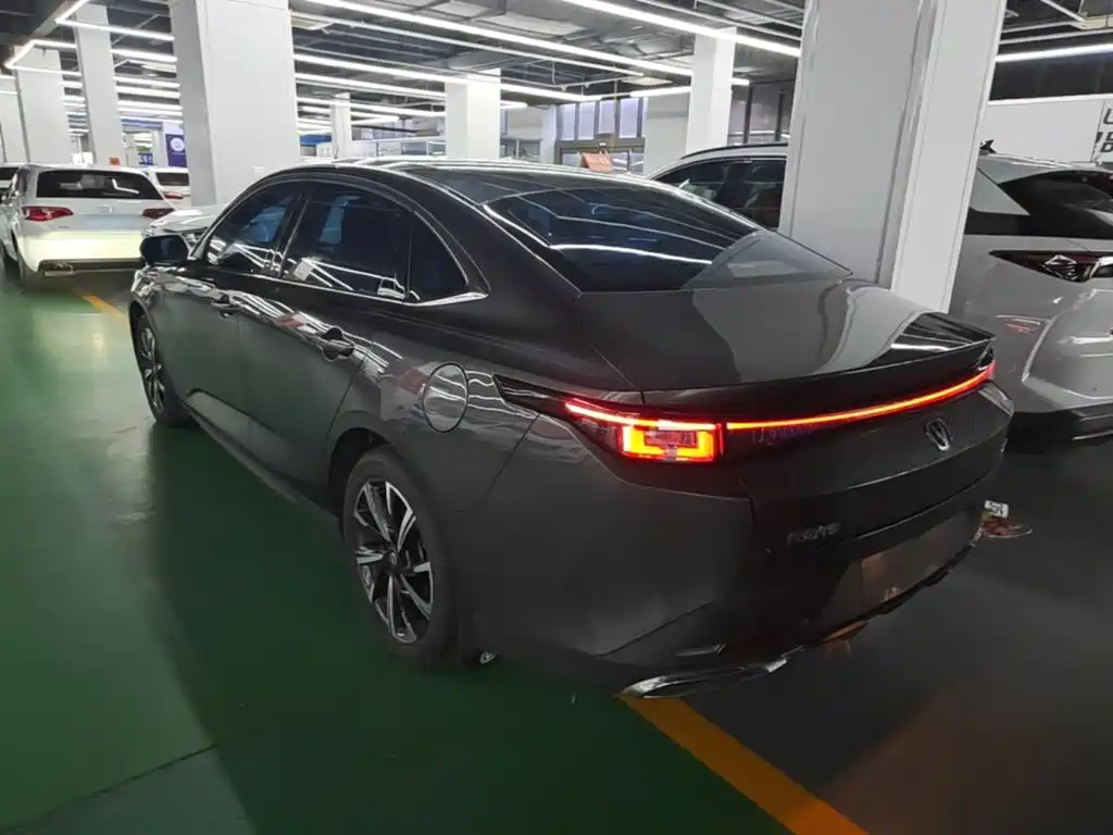 Changan Eado — миниатюра 5
