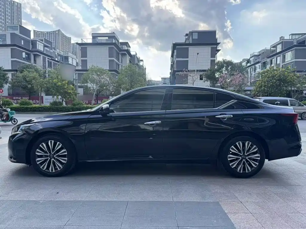 Nissan Teana — миниатюра 11