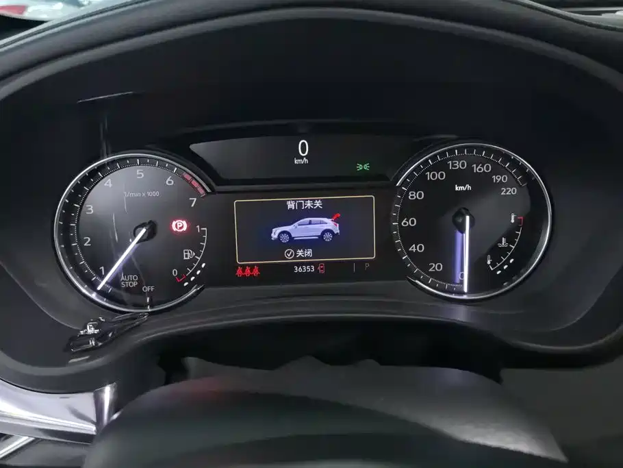 Cadillac XT4 — миниатюра 14