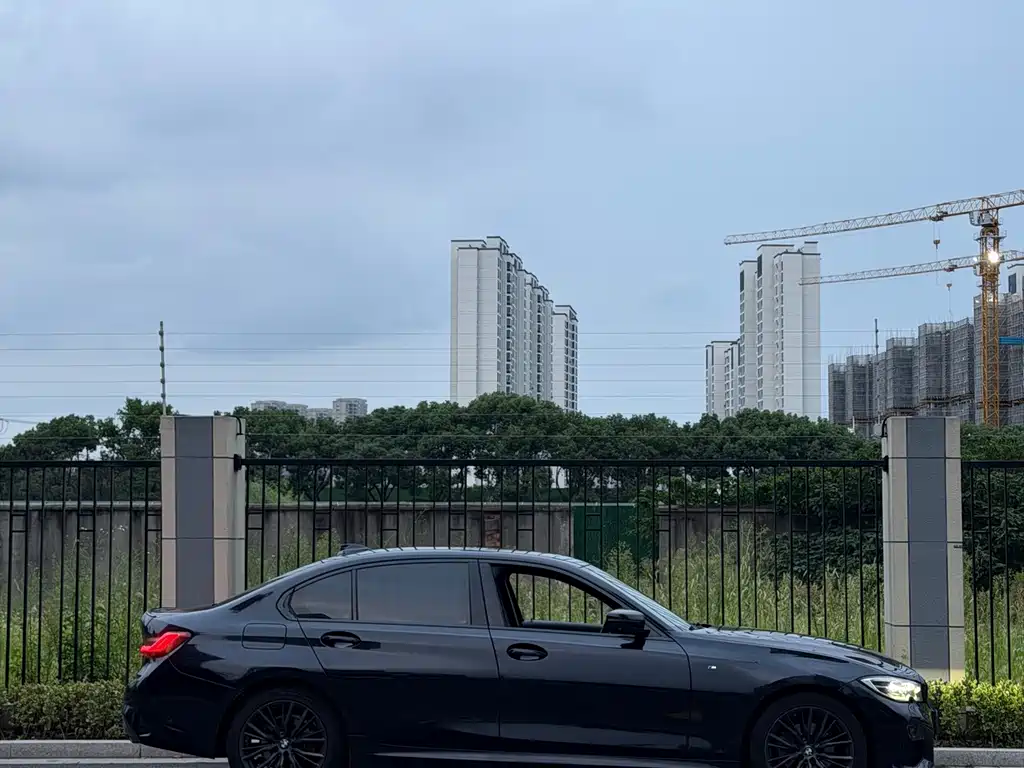 BMW 3 Series — миниатюра 9