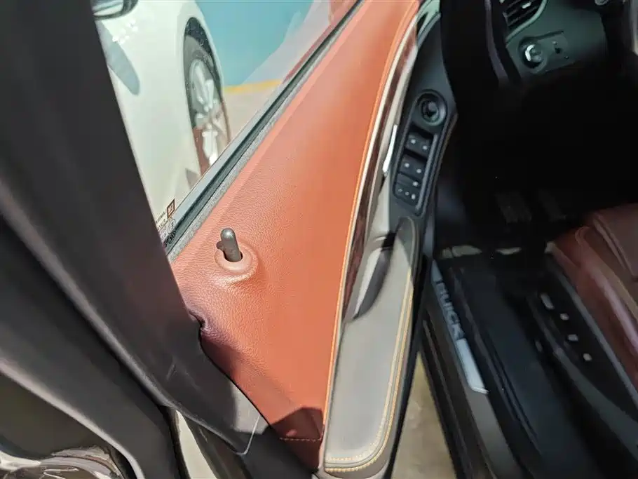 Buick LaCrosse 2013 2.0T SIDI Smart Flagship