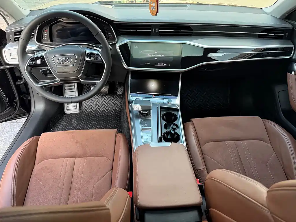 Audi A7L — миниатюра 7